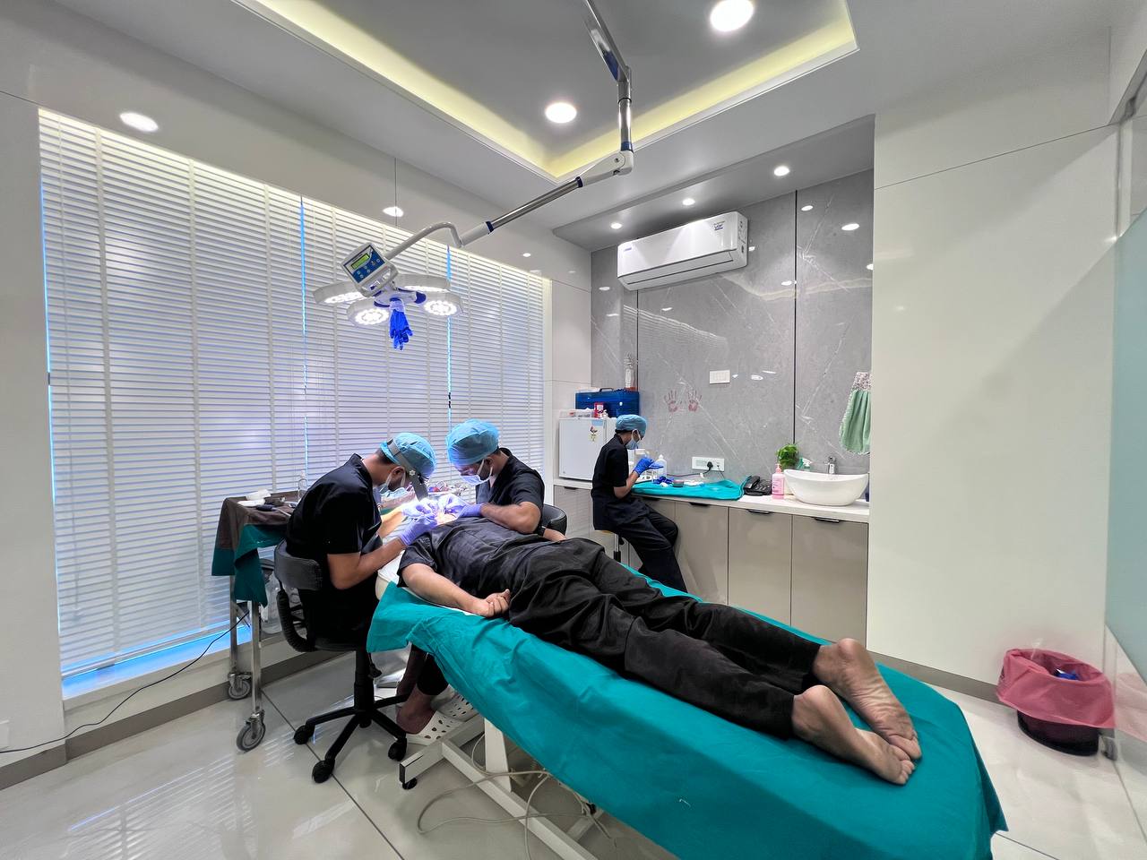 Best Clinic for Hair Transplant in India | New Roots Hair Clinic Best Clinic for Hair Transplant in India | New Roots Hair Clinic